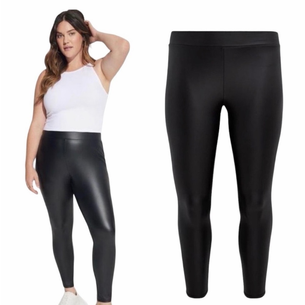 Torrid full length faux leather black leggings size 2